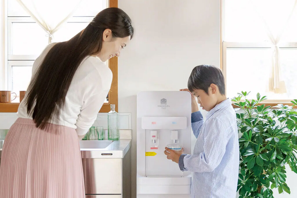 水道直結型RO浄水器「WAKAMiZU PRO」